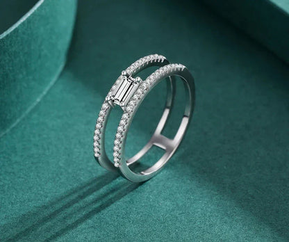 Anello Brillante con Doppio Halo